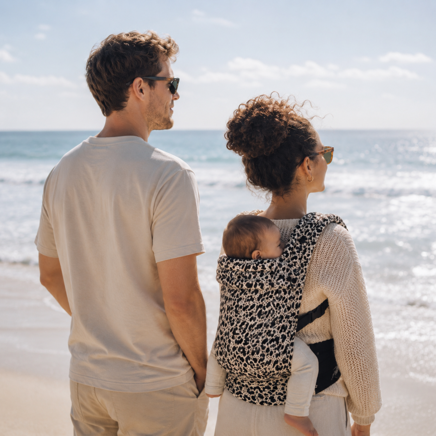 Porte-bébé ou poussette : quelle solution choisir pour les sorties avec votre bébé ? Image